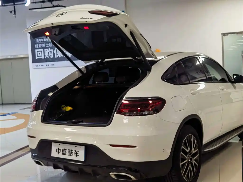 Mercedes-Benz GLC 260 4MATIC Coupe 2023