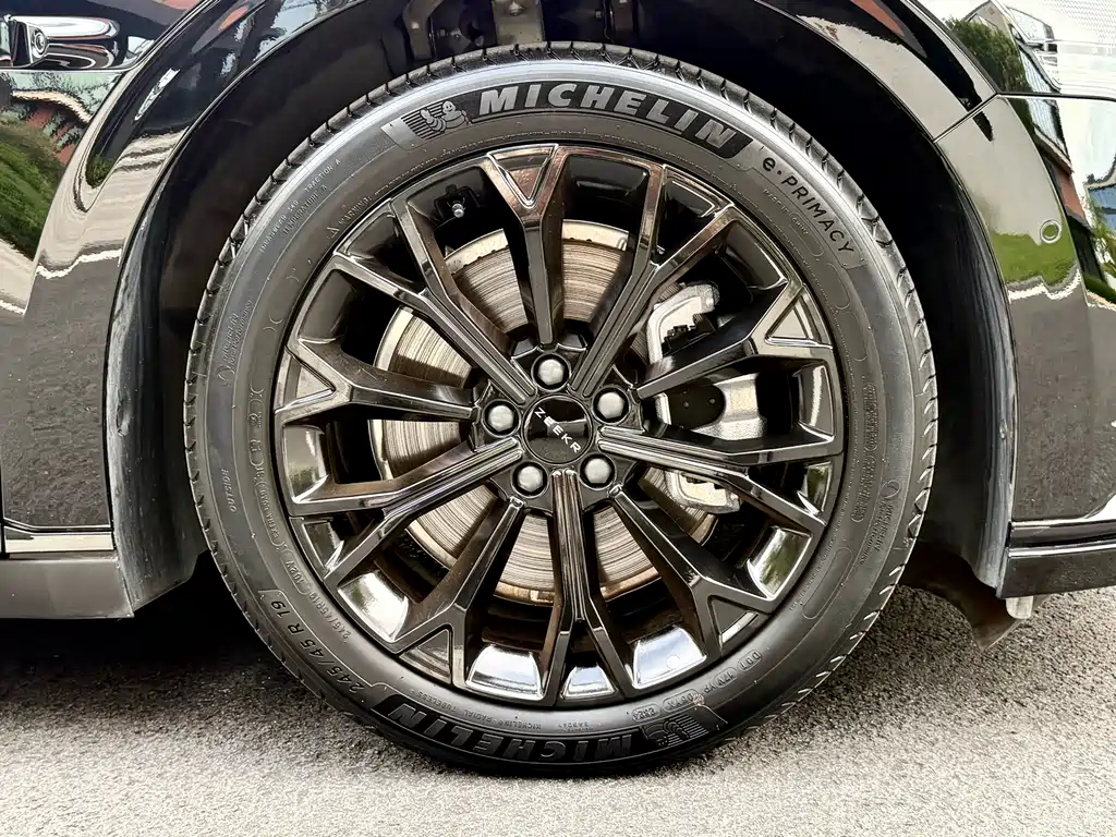 Zeekr 007 2025 Long Range RWD Intelligent Driving Edition 100kWh