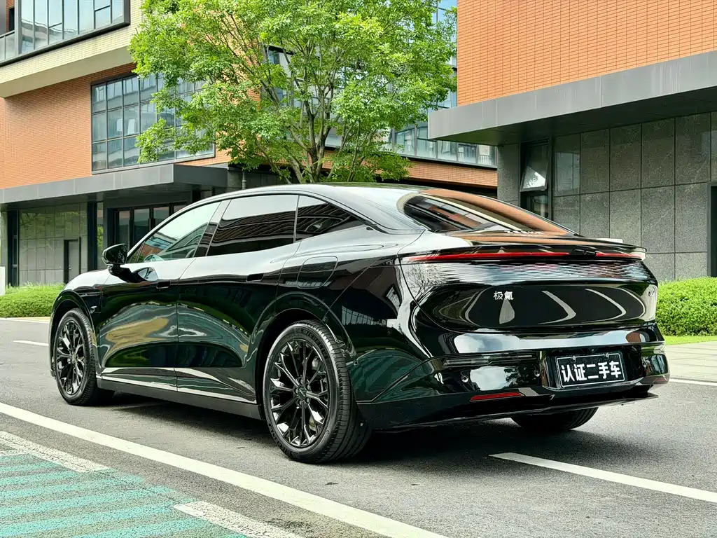Zeekr 007 2025 Long Range RWD Intelligent Driving Edition 100kWh