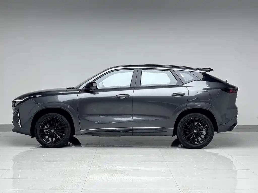 Changan UNI-Z 2024 PHEV iDD 125km Leading Edition