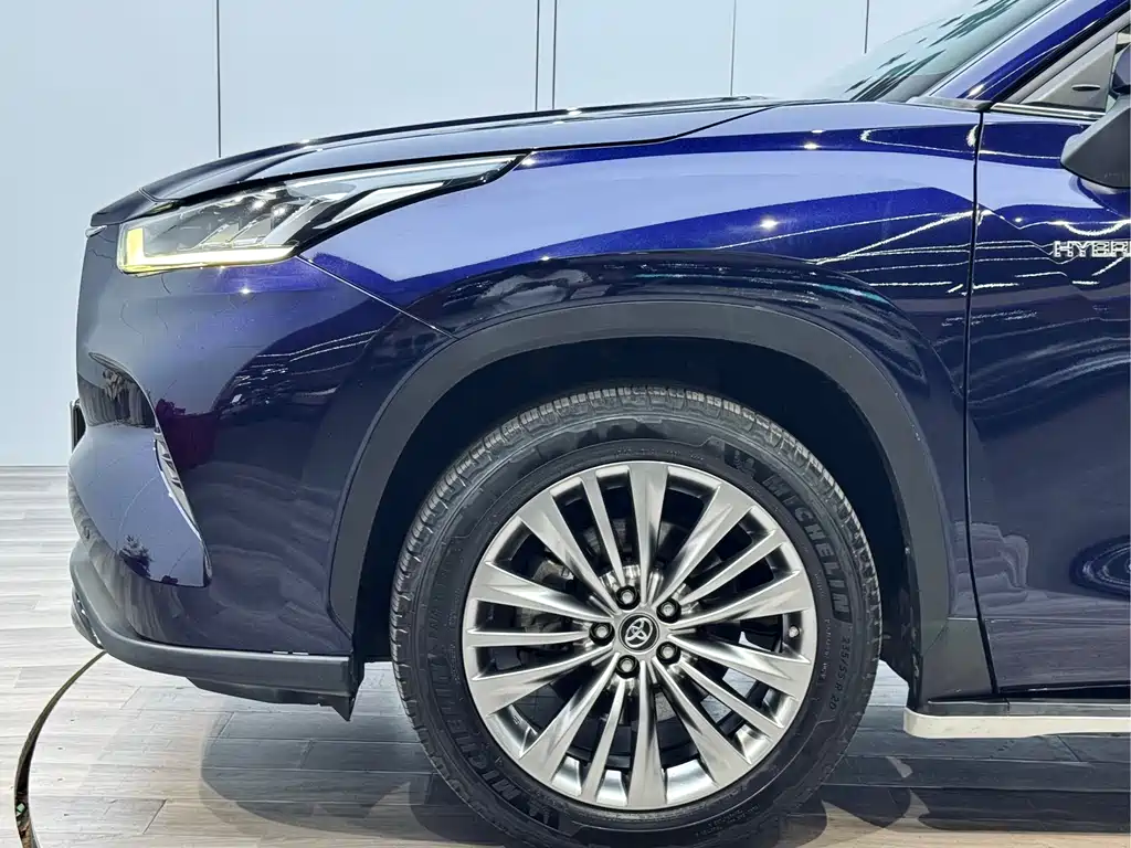 Highlander 2022 Hybrid 2.5L AWD Premium 7-Seater