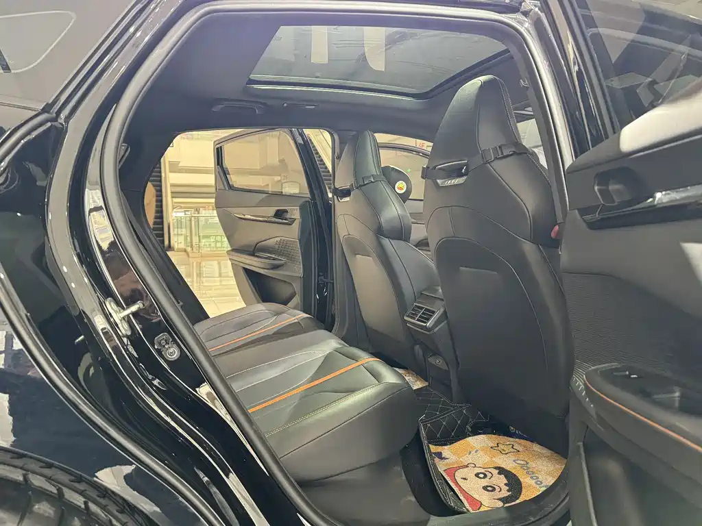 Changan UNI-V 2024 1.5T Prestige