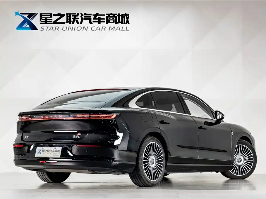 Voyah Zhuiguang L 2026 AWD Ultra
