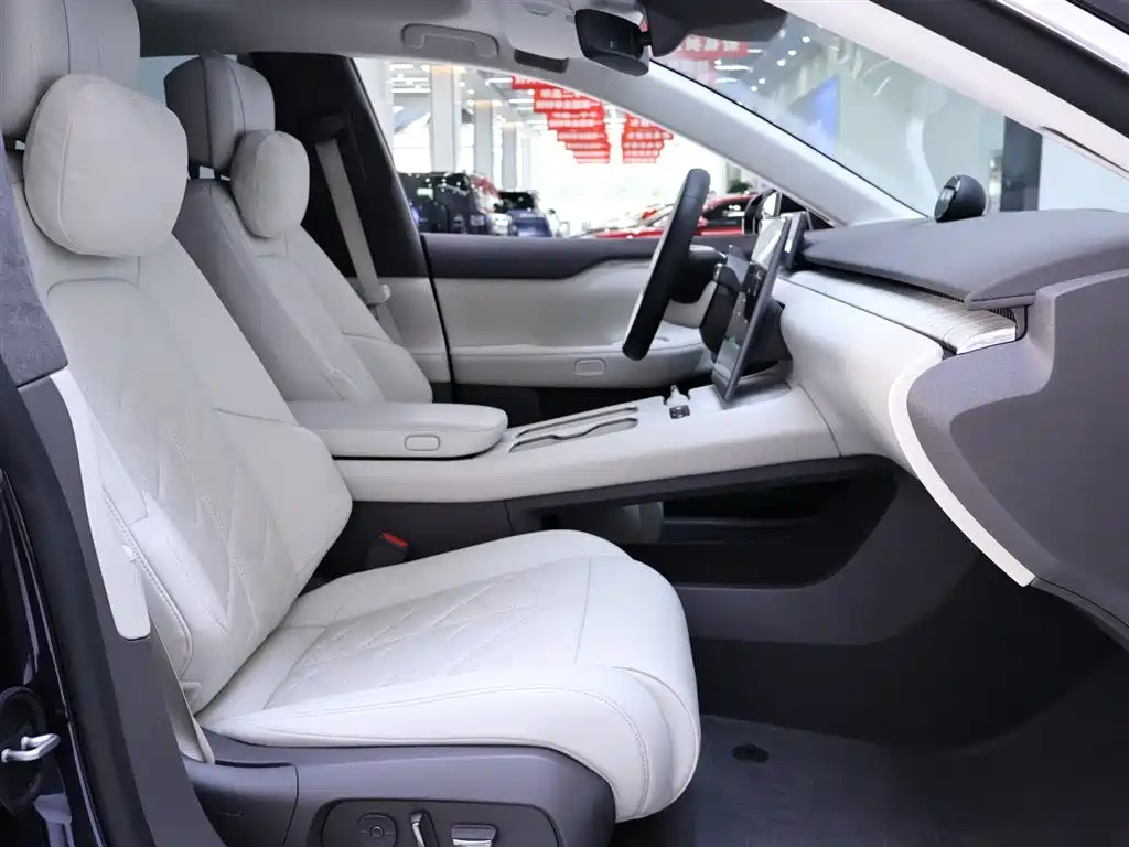 NIO ET7 2024 75kWh Executive Signature Edition