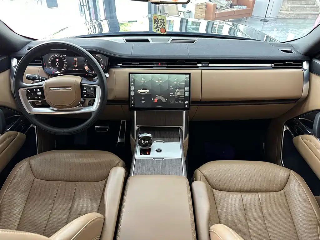 Range Rover 2025 3.0 L6 400PS Autobiography LWB