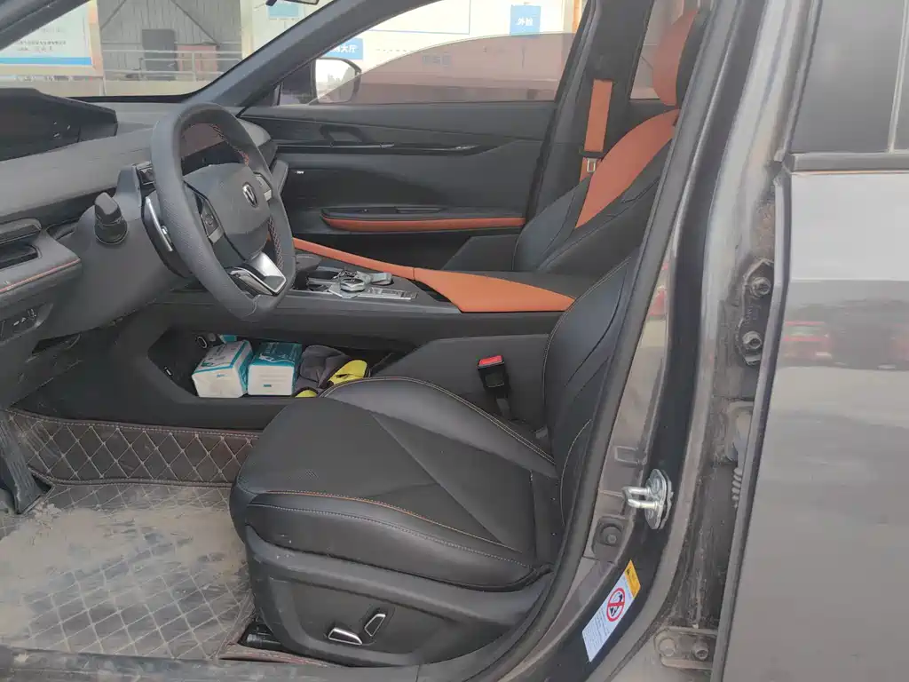 Changan UNI-V