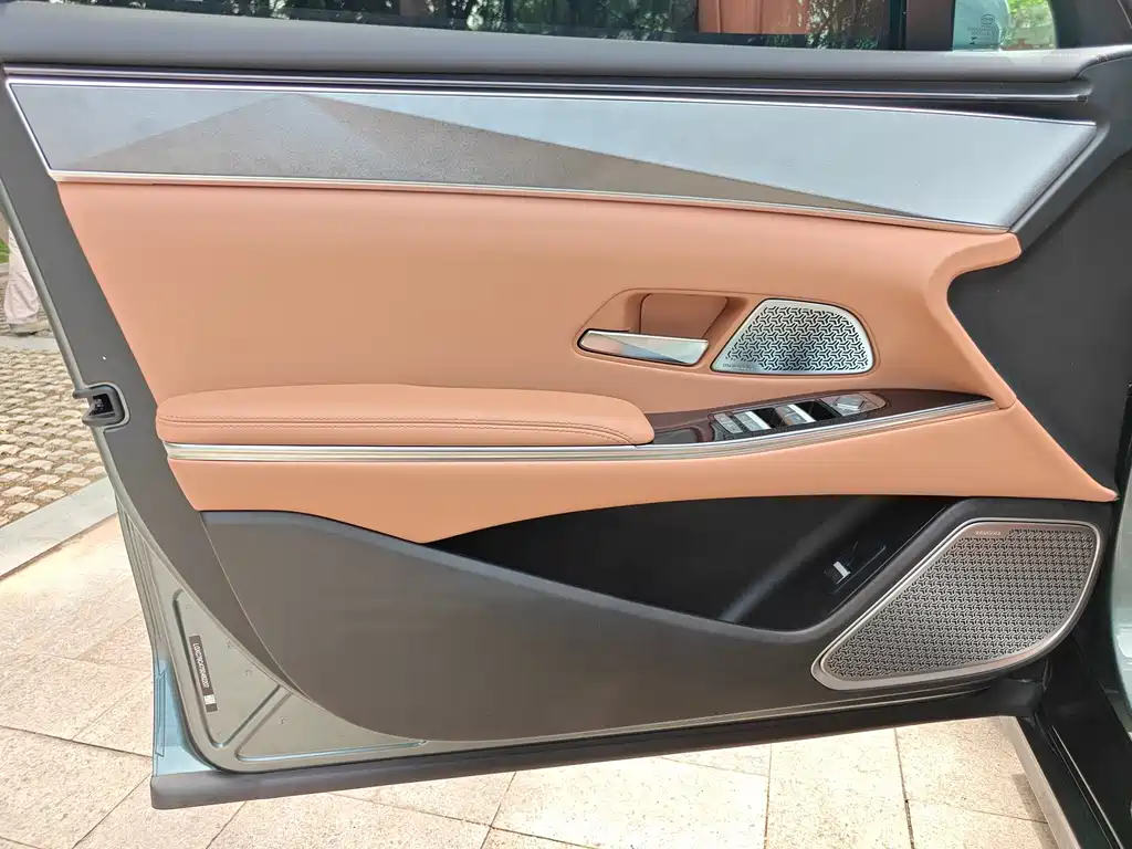 Han L 2025 DM-i 200km LiDAR Premium Edition