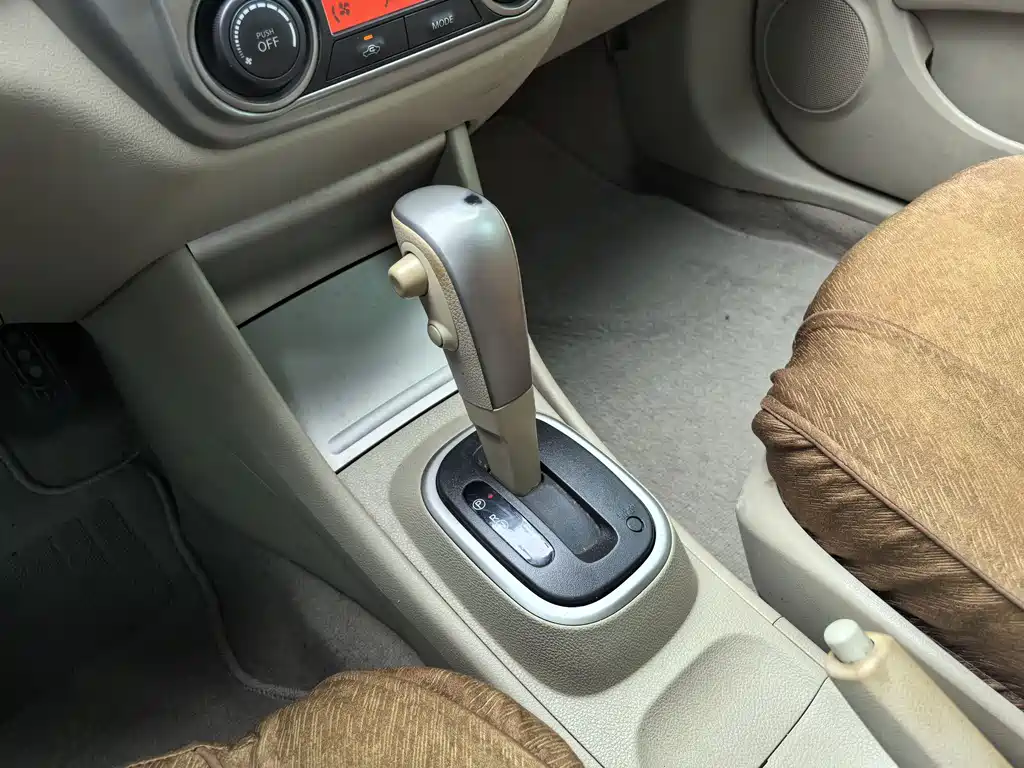 Nissan Sylphy 2016 Classic 1.6XE Automatic Leading Edition