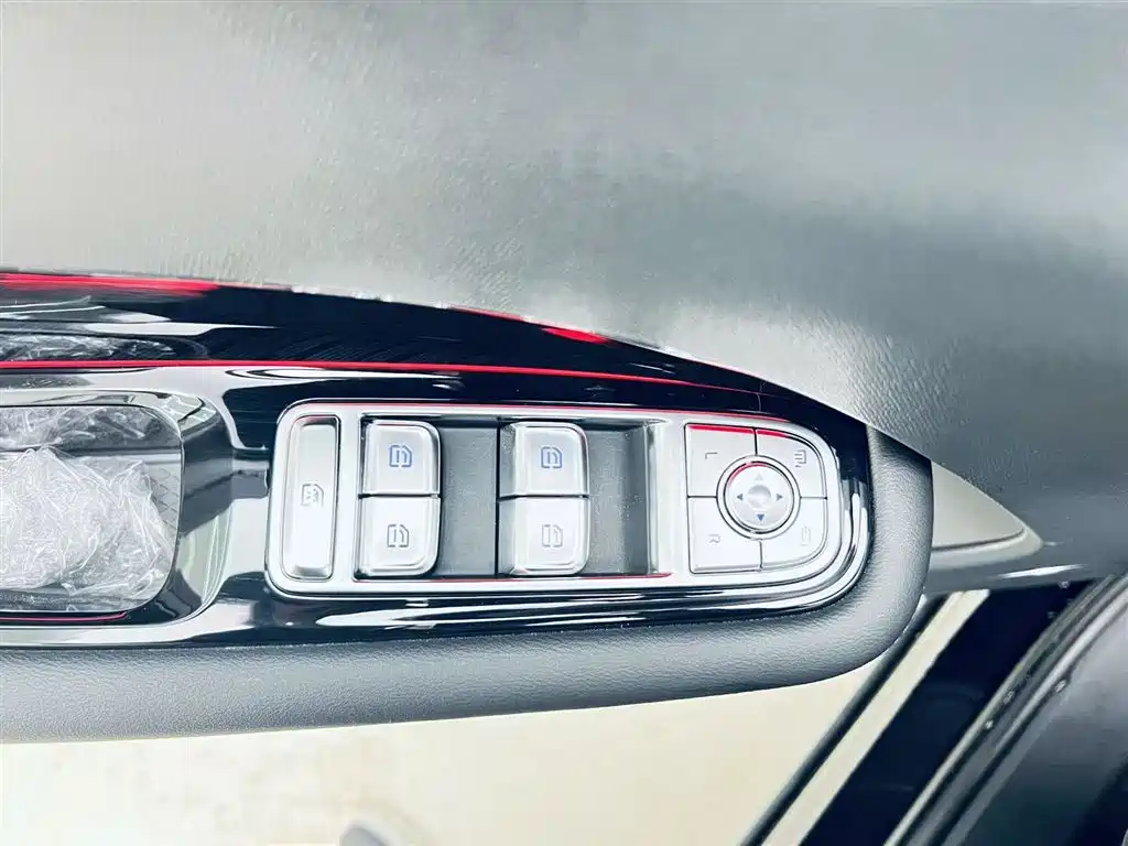 Hongqi HS3 PHEV 2024 115km Jinwei Edition