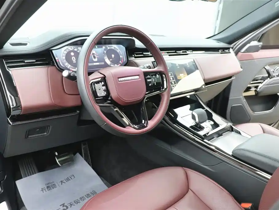 Range Rover Sport 2024 400PS Dynamic SE