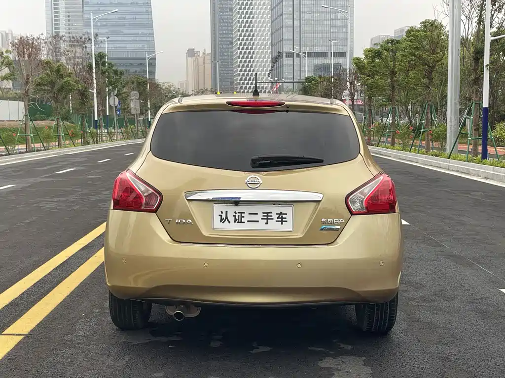 Nissan Tiida 2011 1.6L CVT Intelligent Edition