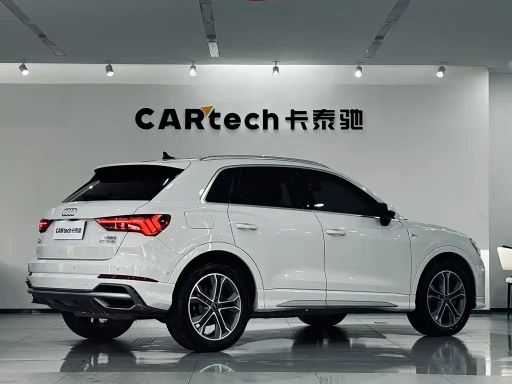 Audi Q3 2021 40 TFSI Fashion Dynamic Edition