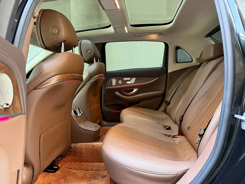 Mercedes-Benz E-Class 2023 E 300 L Luxury