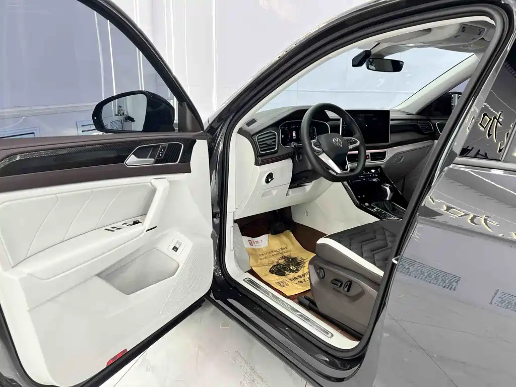 Tayron 2023 280TSI FWD Luxury Plus Advanced Edition