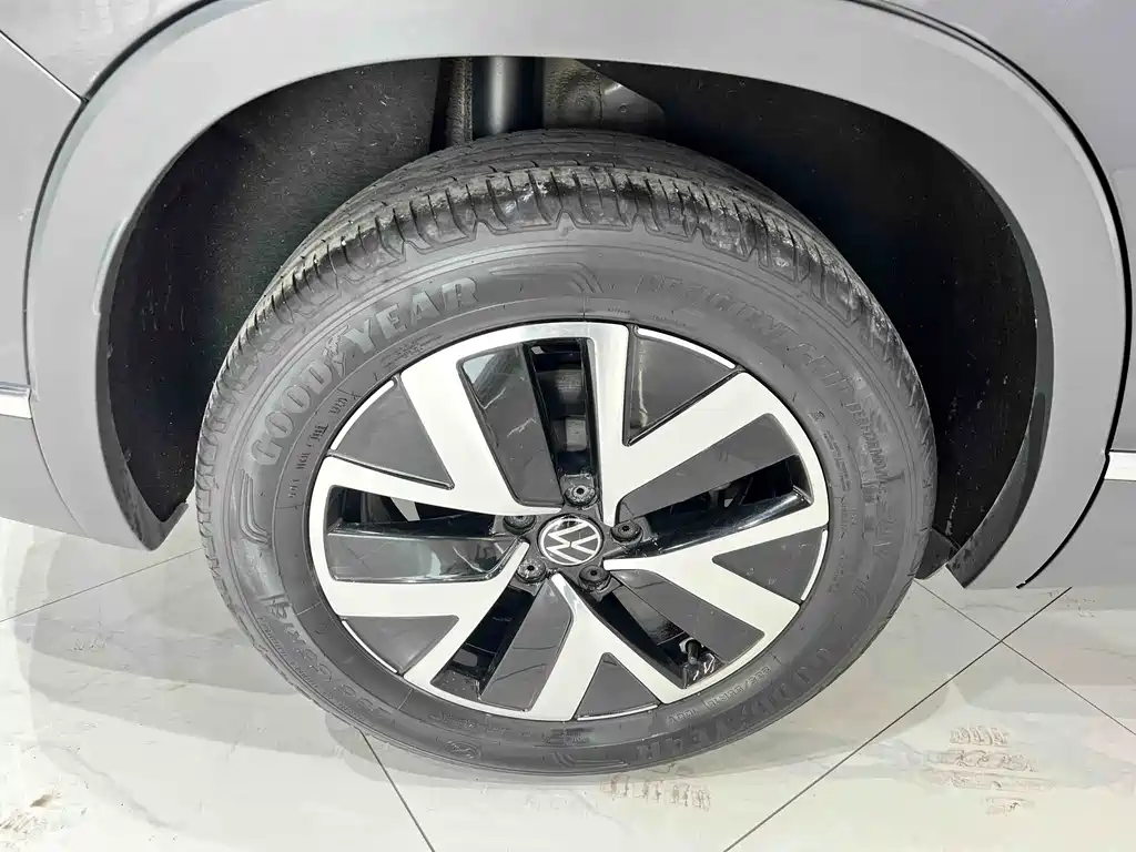 Tayron 2023 280TSI FWD Luxury Plus Advanced Edition