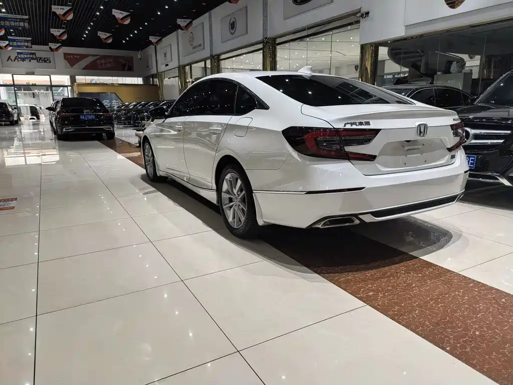 Honda Accord 2022 260TURBO Luxury Edition