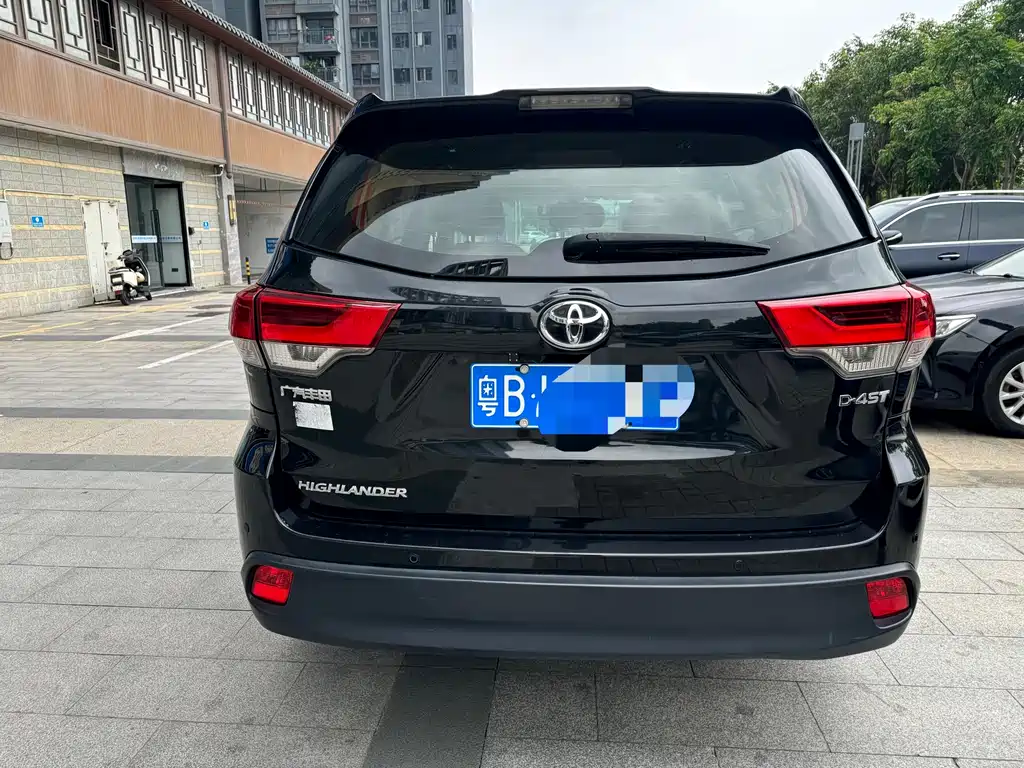 Toyota Highlander 2018 2.0T FWD Elite Edition 7-Seater China VI