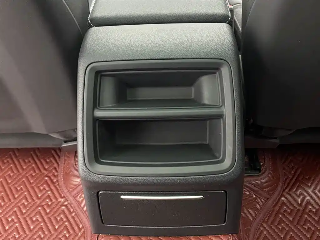 Audi A4L 2024 40 TFSI Fashion Dynamic