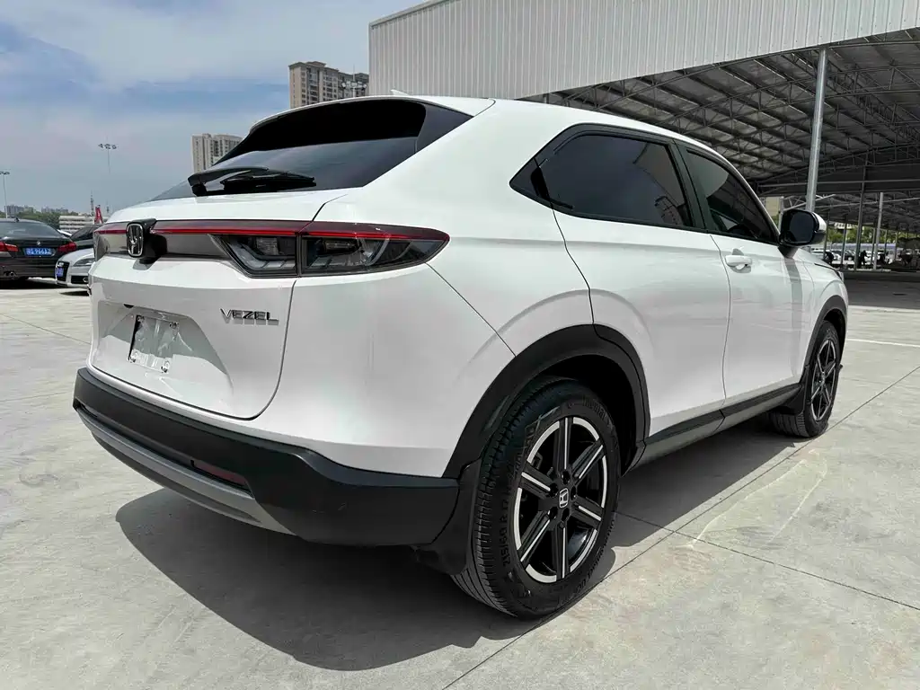 Honda Vezel 2023 1.5L CVT Tech Edition