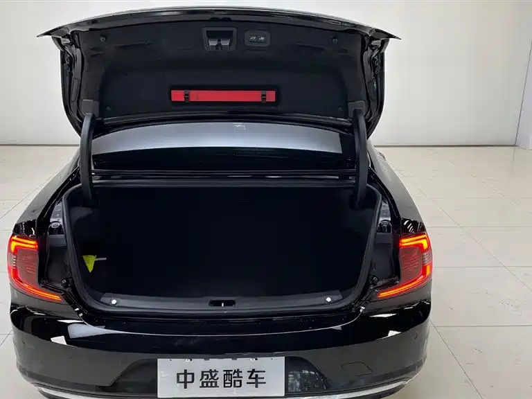 Volvo S90 2024 B5 Inscription