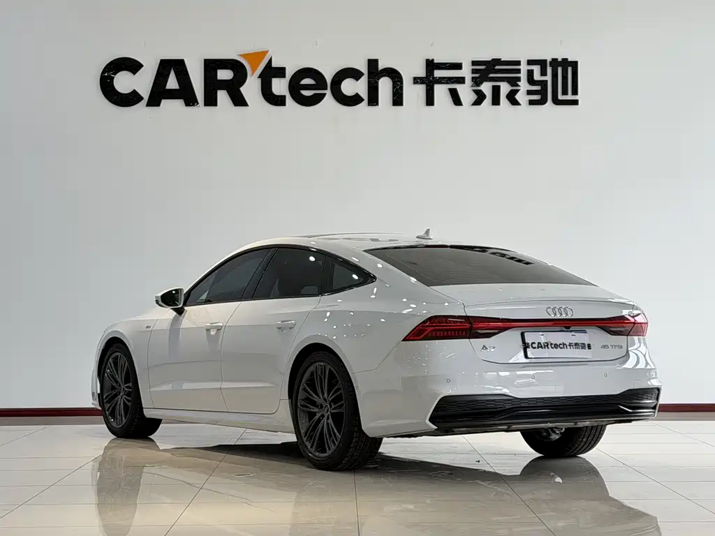 Audi A7 2023 45 TFSI Premium Selection