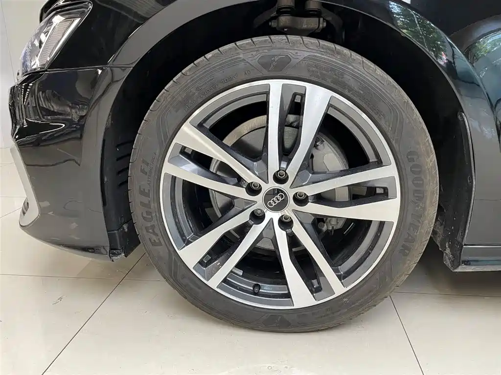 Audi A6L 2024 40 TFSI Luxury Dynamic Edition