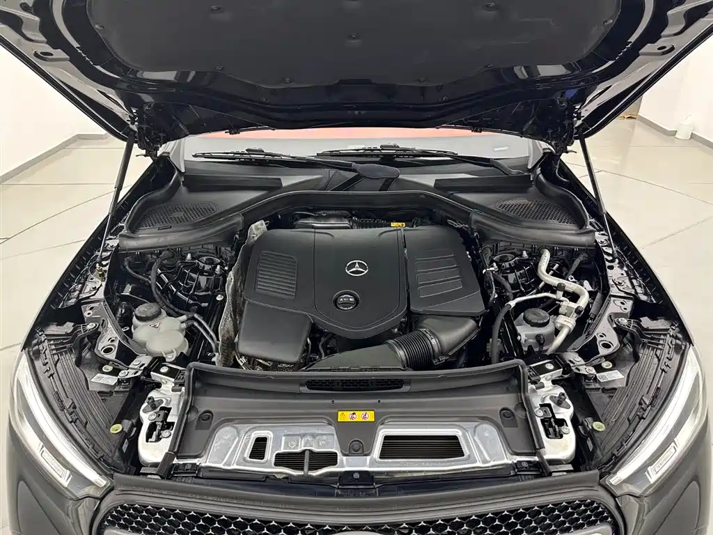 Mercedes-Benz GLC 2024 GLC 300 L 4MATIC Dynamic 7-Seater