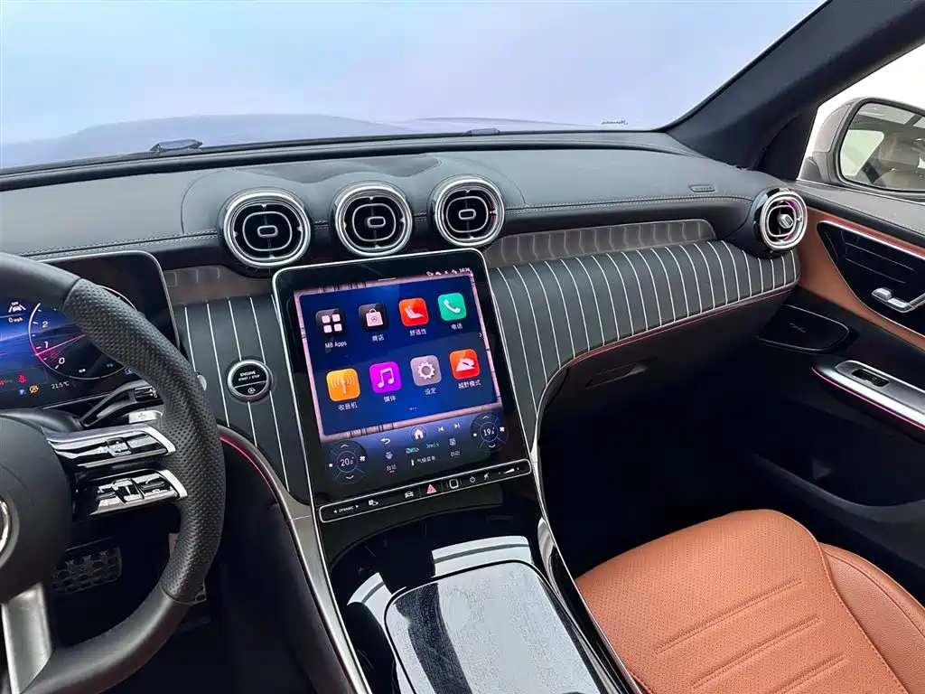 Mercedes-Benz GLC 2024 GLC 300 L 4MATIC Dynamic 7-Seater
