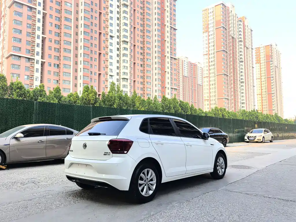 Volkswagen Polo Plus 2019 1.5L Automatic Colorful Tech Edition