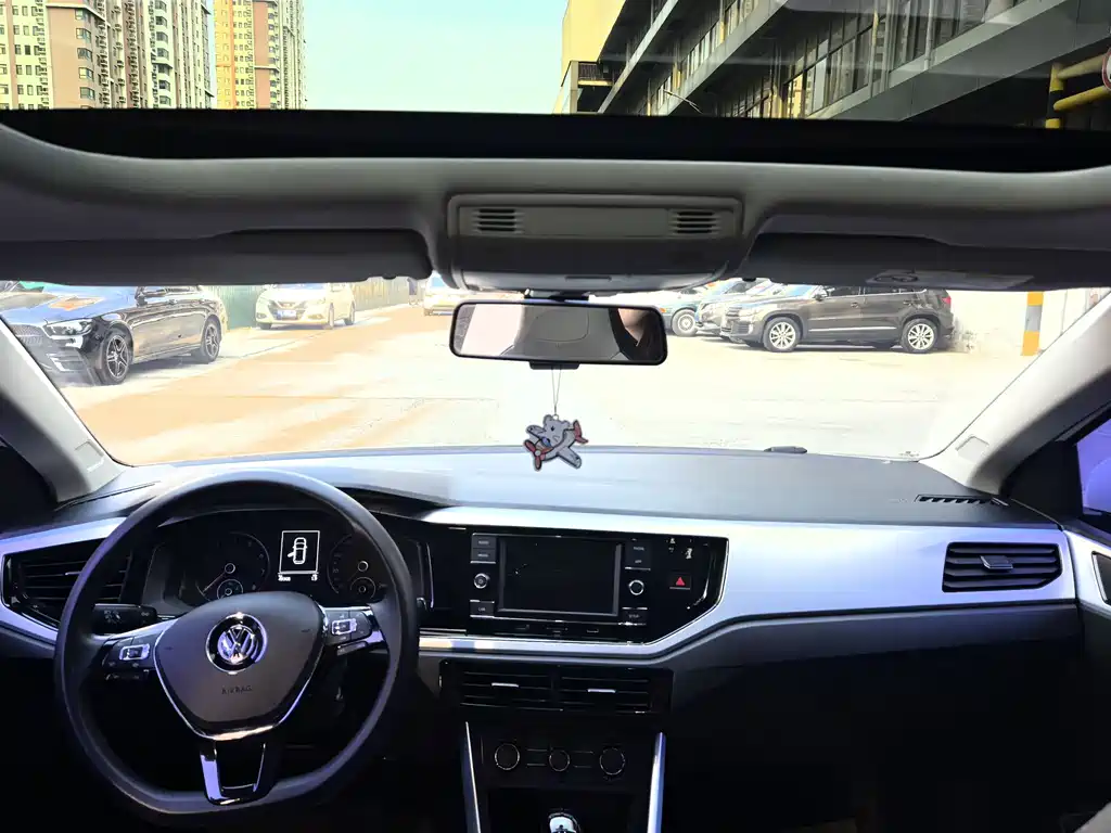 Volkswagen Polo Plus 2019 1.5L Automatic Colorful Tech Edition