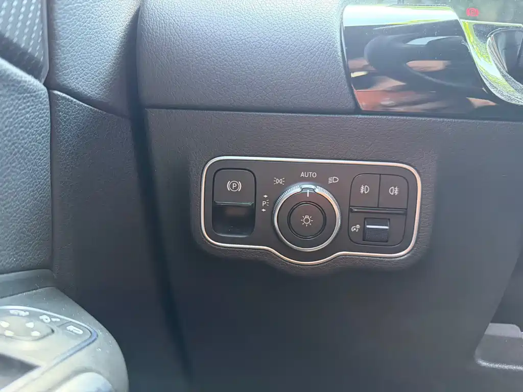 Mercedes-Benz GLA 2020 GLA 200