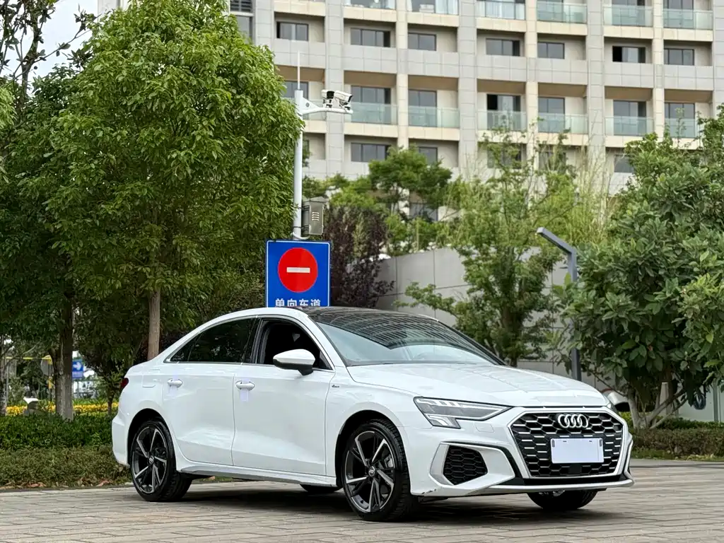 Audi A3 2022 A3L Limousine 35 TFSI Fashion Sport