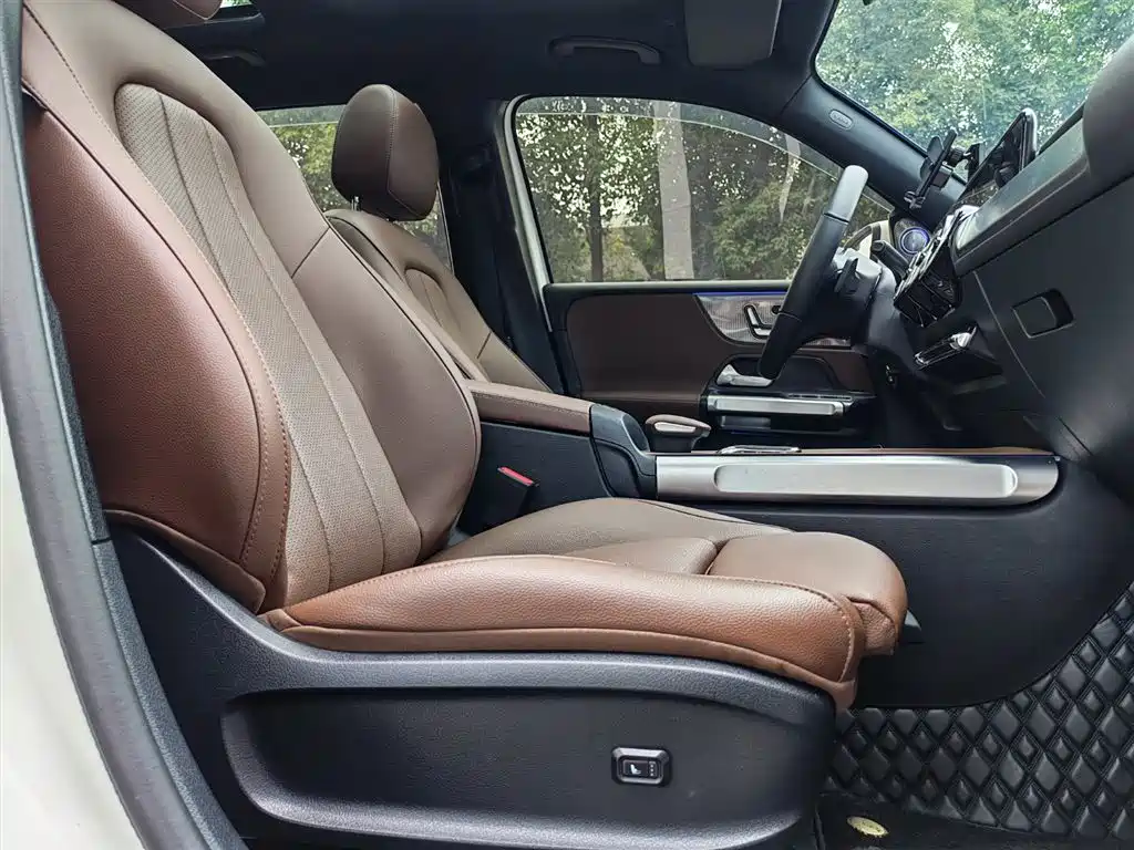 Mercedes-Benz GLB 2023 GLB 220 Fashion Edition