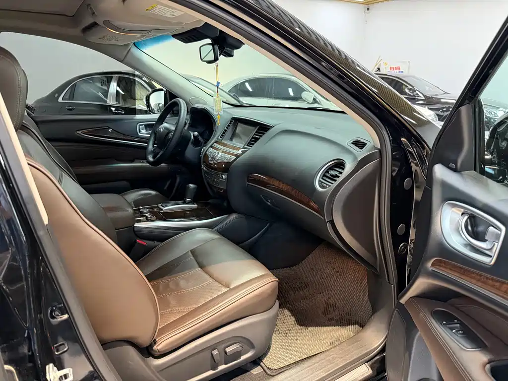 Infiniti QX60 2016 2.5 S/C Hybrid AWD Elite Edition China V