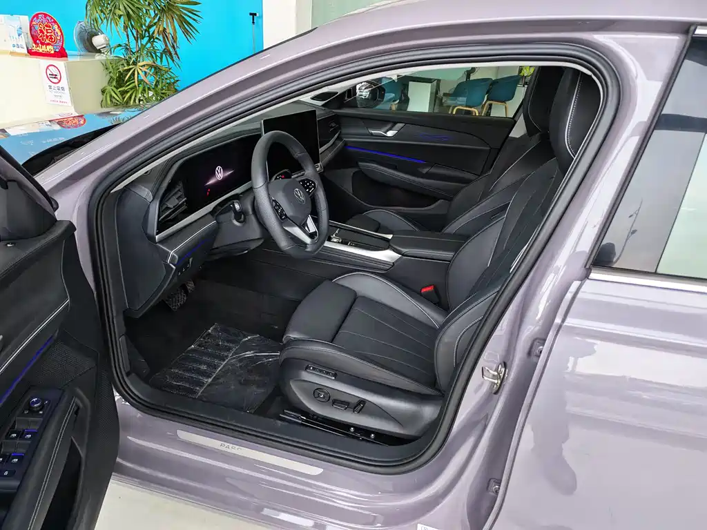 Volkswagen Passat 2025 Pro 380TSI Starry Sky Longzun Edition