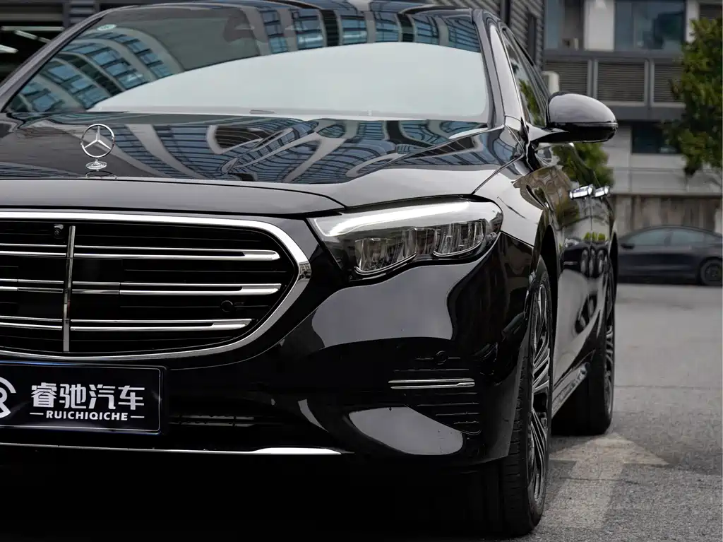 Mercedes-Benz E-Class 2026 E 300 L Luxury
