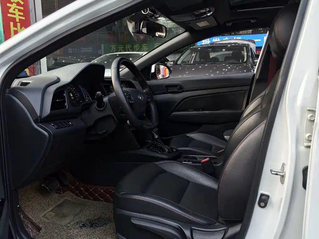 Elantra GT 2019 model 1.4T DCT Sport