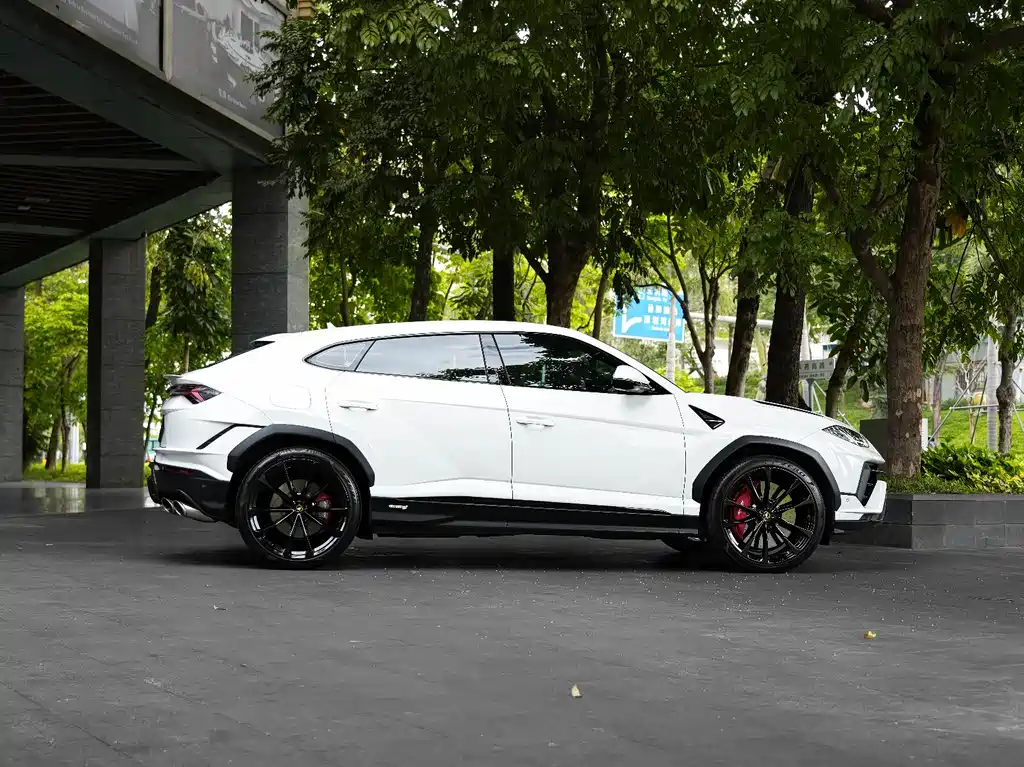 Lamborghini Urus 2023 4.0T V8 S