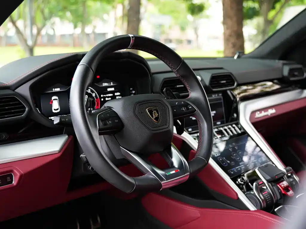 Lamborghini Urus 2023 4.0T V8 S