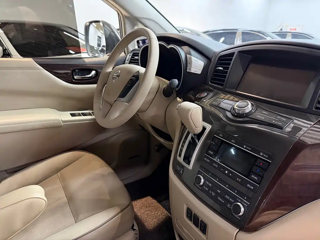 Nissan Quest 2015 3.5L SL
