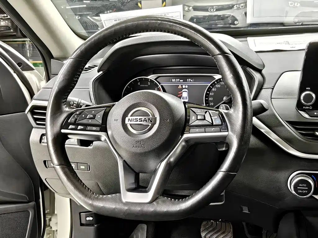 Nissan Altima 2020 2.0T XL Upper AD1 Intelligent Navigation Edition