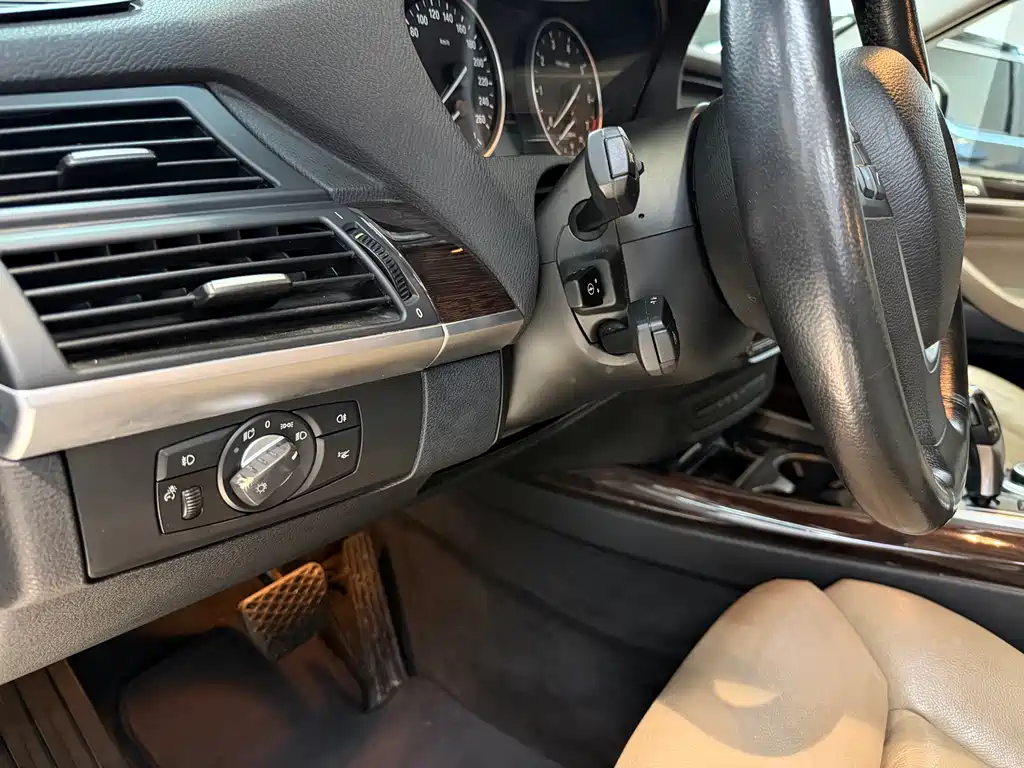 BMW X5 (Import) 2008 xDrive48i Luxury
