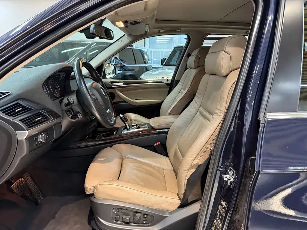 BMW X5 (Import) 2008 xDrive48i Luxury