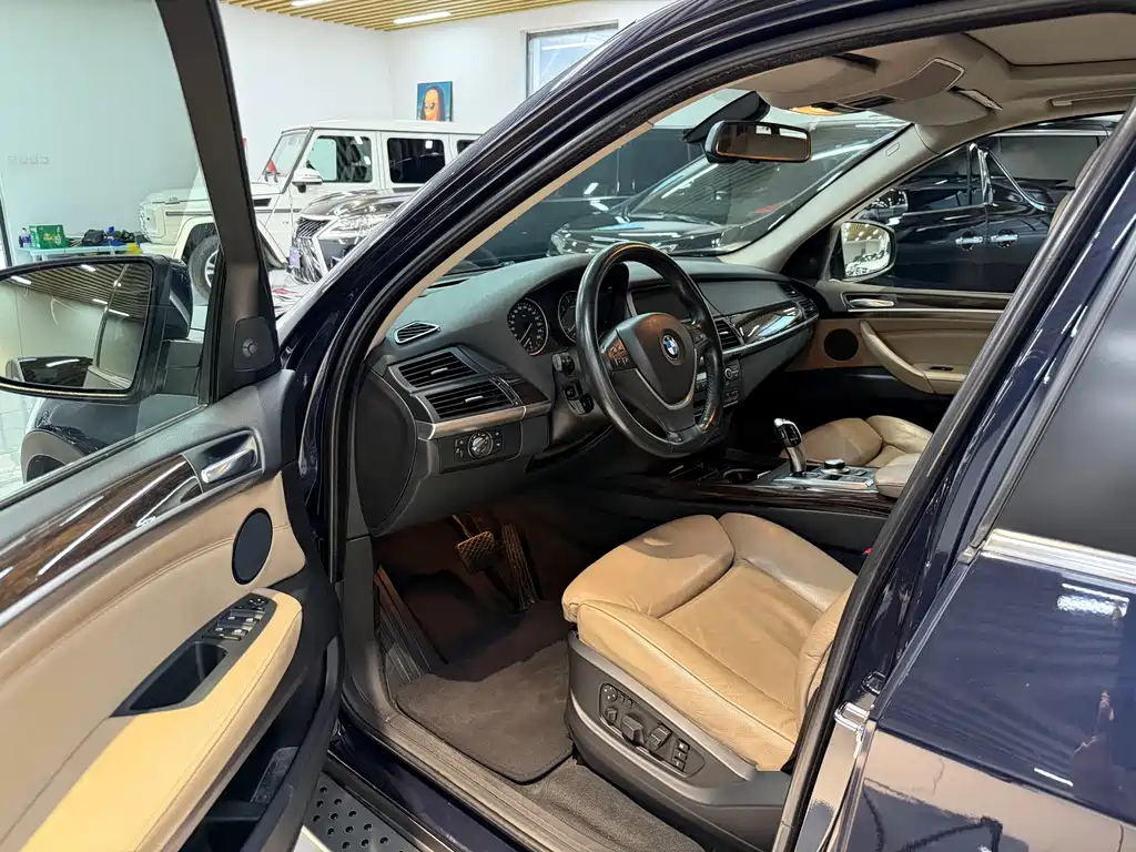 BMW X5 (Import) 2008 xDrive48i Luxury
