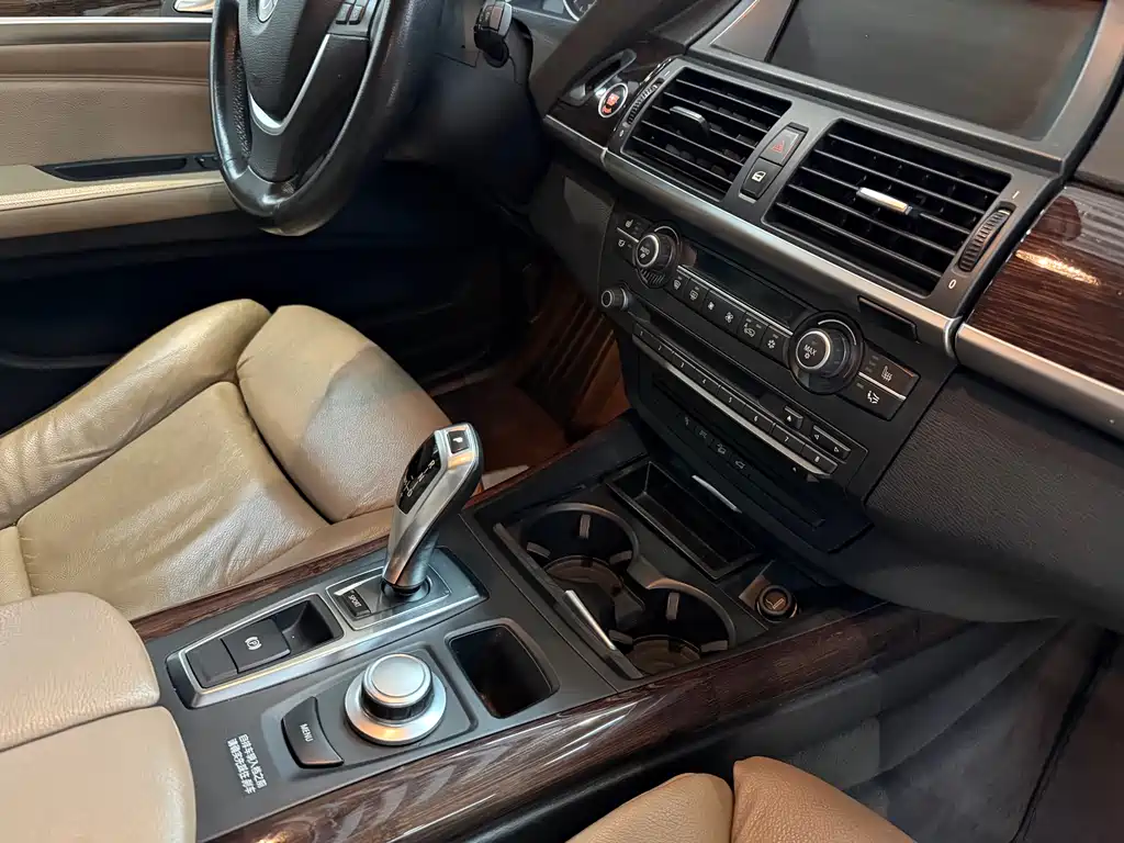 BMW X5 (Import) 2008 xDrive48i Luxury