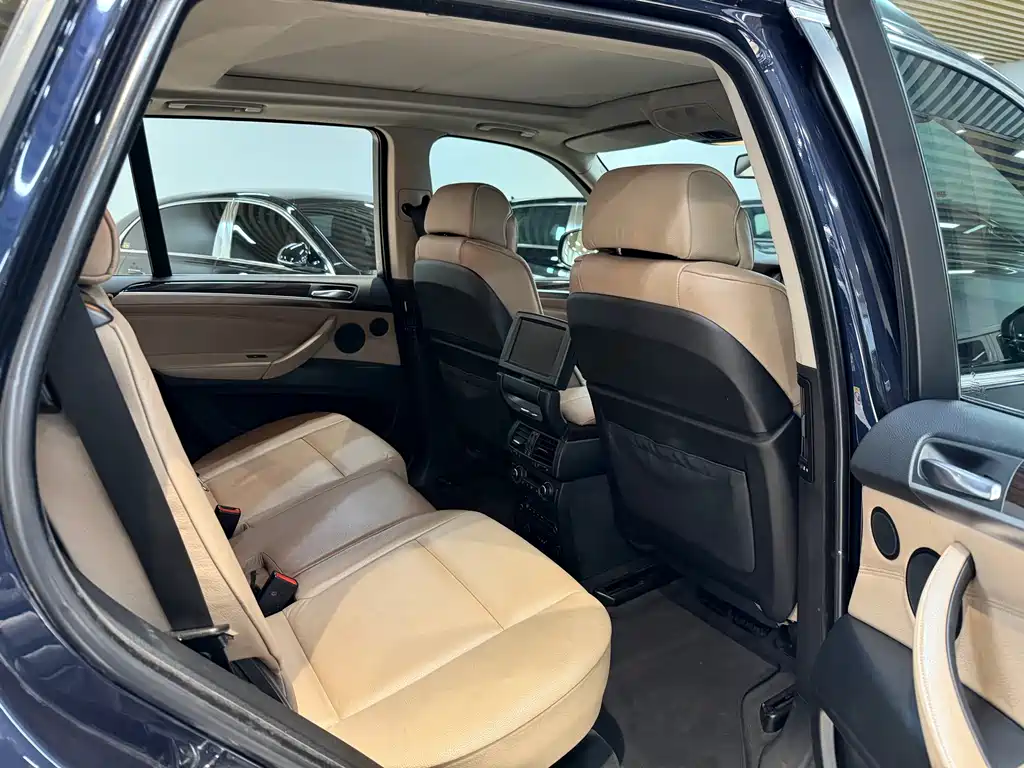 BMW X5 (Import) 2008 xDrive48i Luxury