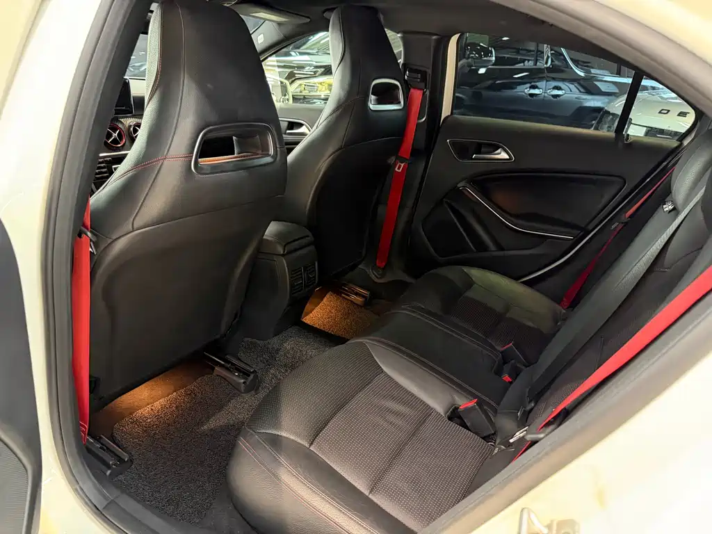 Mercedes-Benz A-Class (Import) 2016 A 260 Sport