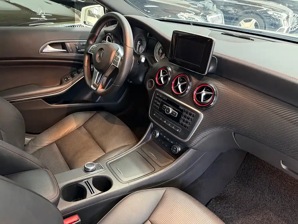 Mercedes-Benz A-Class (Import) 2016 A 260 Sport