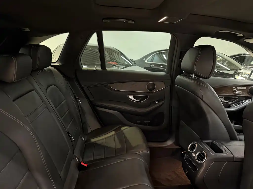 Mercedes-Benz GLC 2021 GLC 260 L 4MATIC Luxury