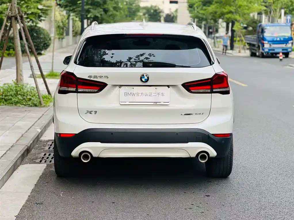 BMW X1 2022 sDrive25Li Leading
